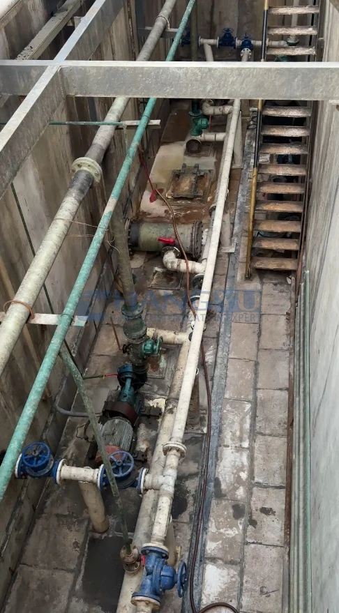 Conveying ferrous sulfate