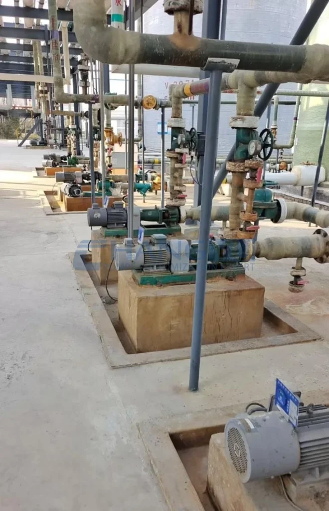 Chlor-alkali transportation